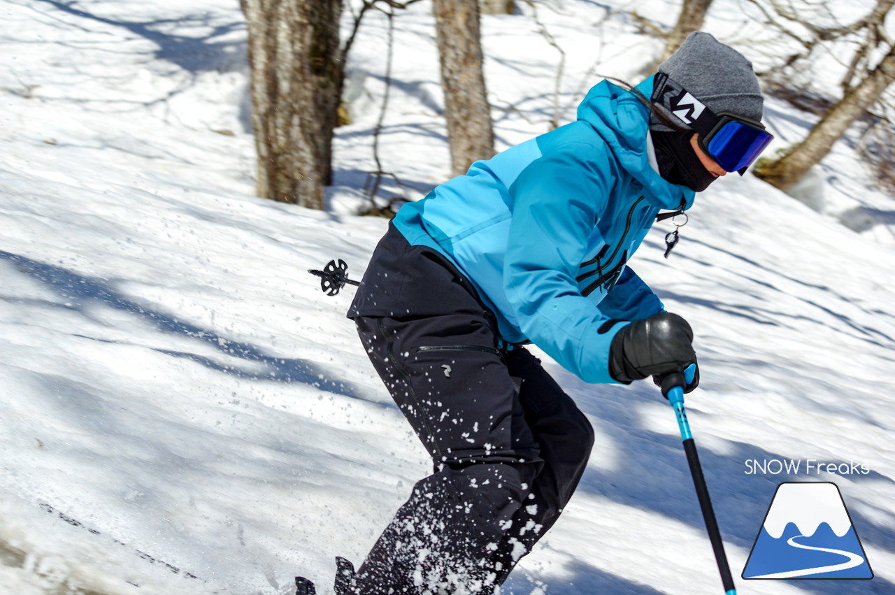 ニセコグラン・ヒラフ DYNASTAR SKI TEST RIDE DAYS Photo Session!!最高の天気に恵まれたニセコに、最高の仲間たちが集まりました☆